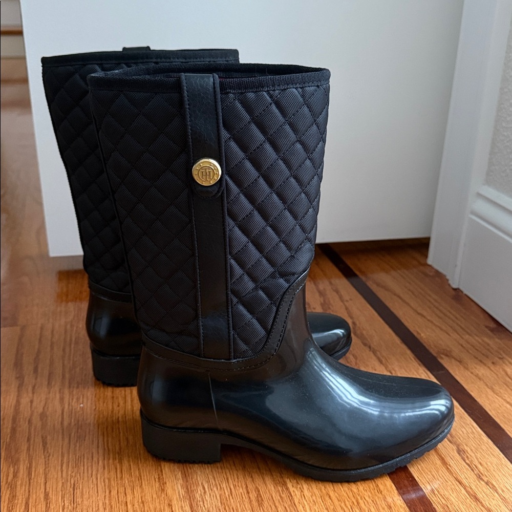 Tommy Hilfiger Black Quilted Rain Boots